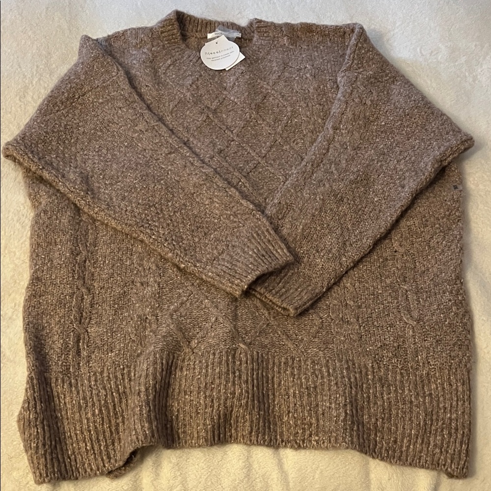 Ricki’s Taupe Crewneck Sweater size XXL
